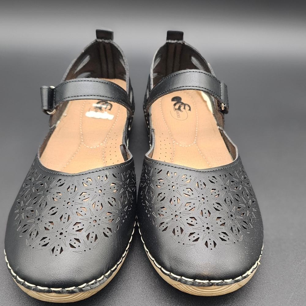 Elegant Black Women's Shoes